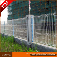 Applied Widely Efficient Triangle Bending Wire Mesh Fence